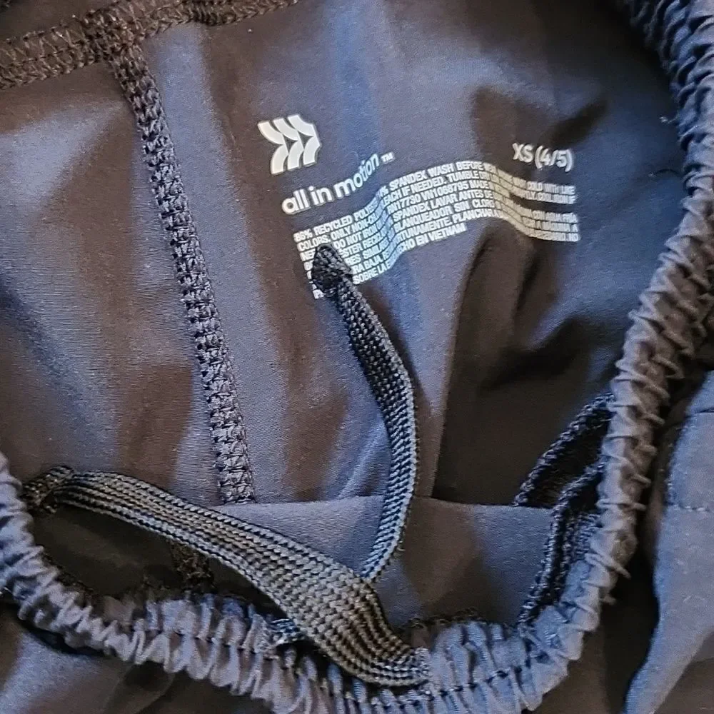all in motion xs black
